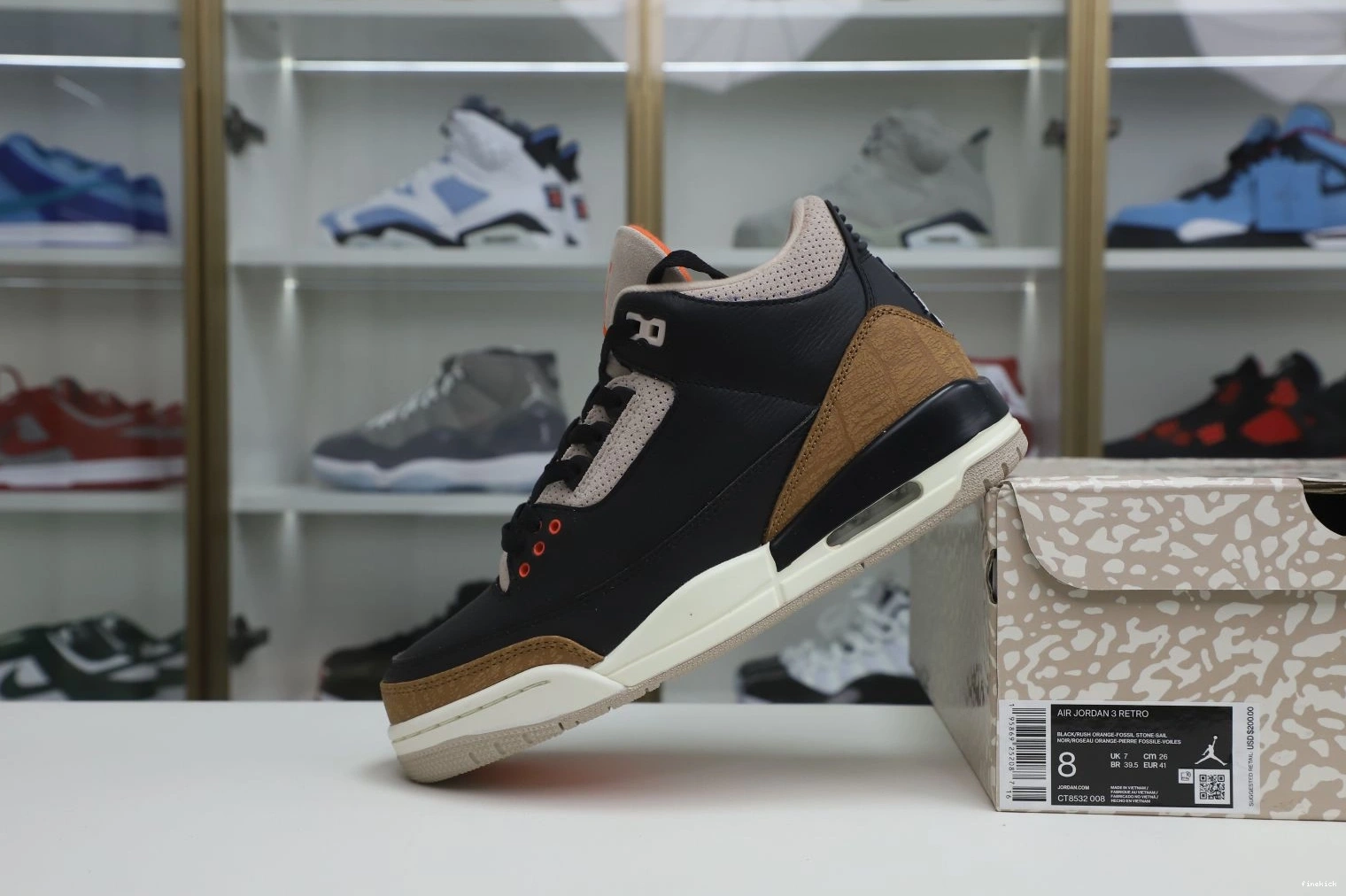 AIR CT8532 3 DESERT CEMENT JORDAN 0829